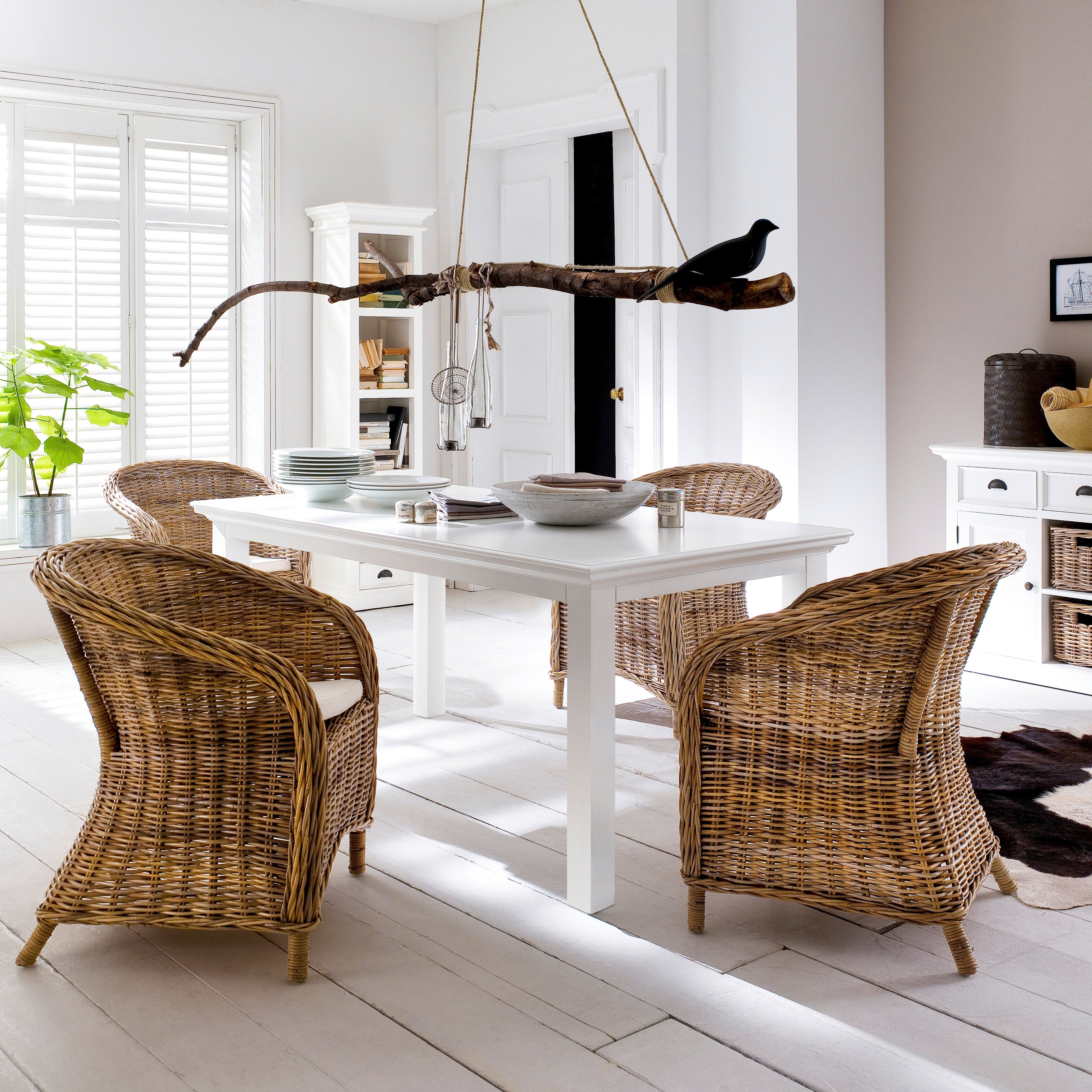 Bonsun Armchair Interior