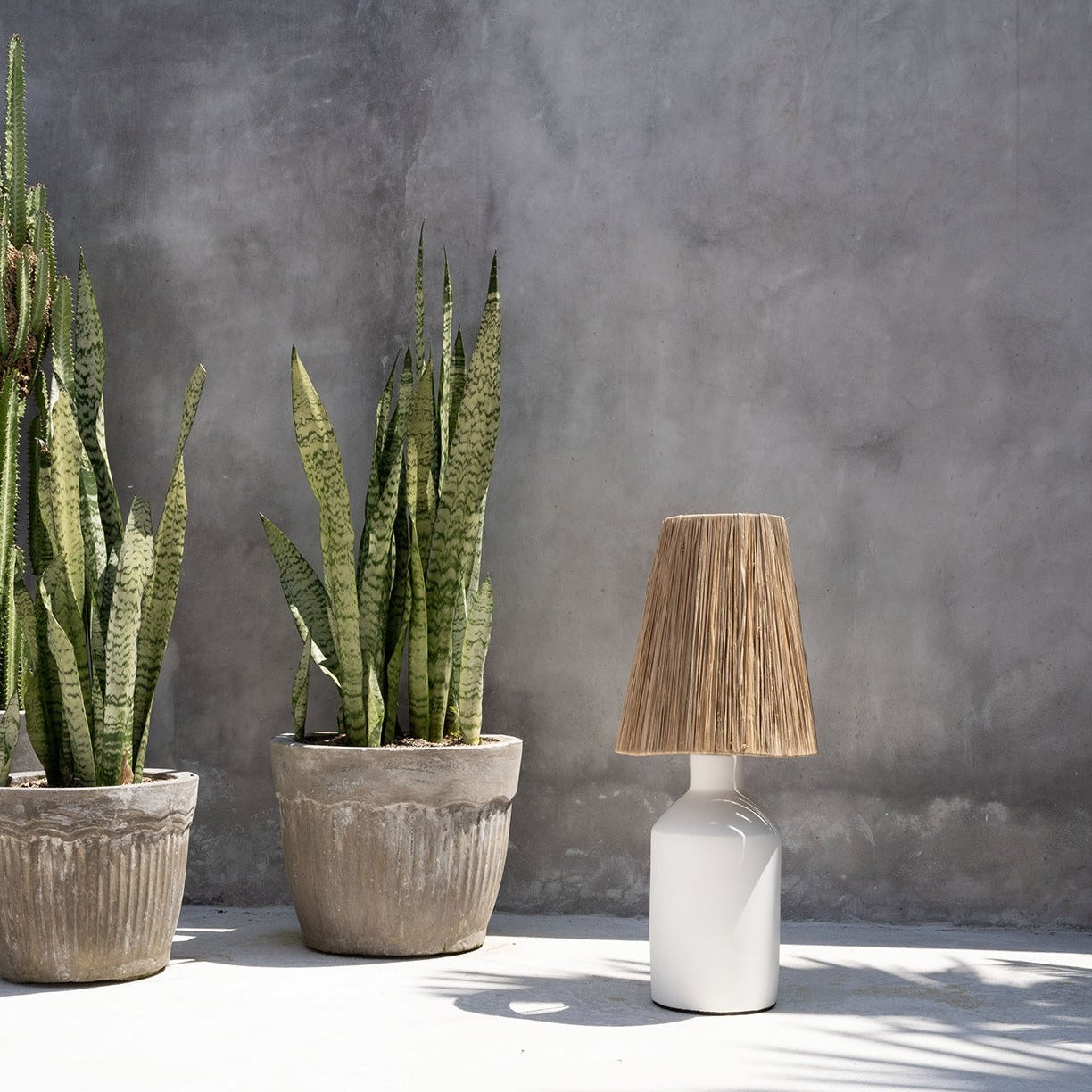 The BEDOUIN Table Lamp - White Natural