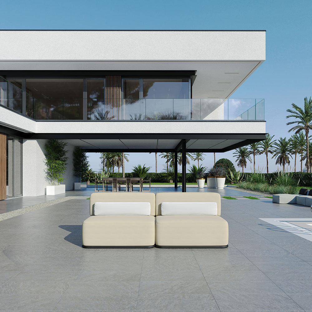 STRAW Collection - Outdoor Photo