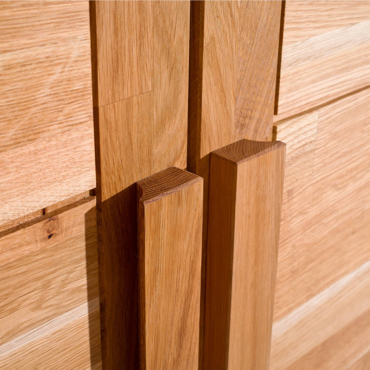TIMO Wardrobe Oil Oak Close View