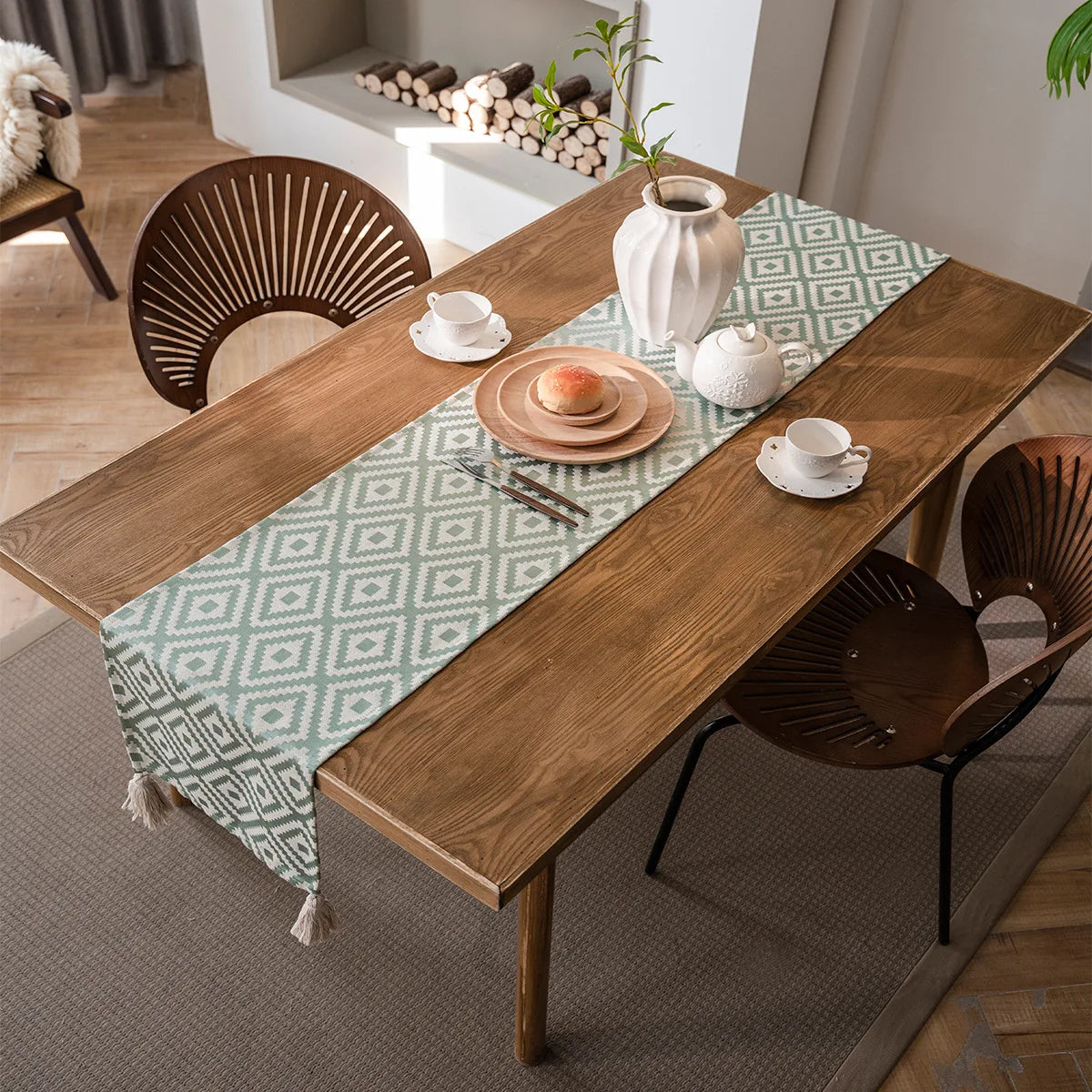 Chemin de table géométrique nordique