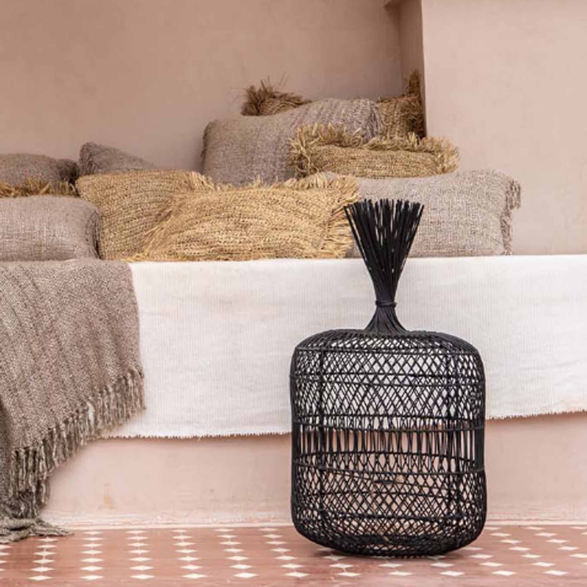 THE DUMPLING Lampadaire Suspendu Noir