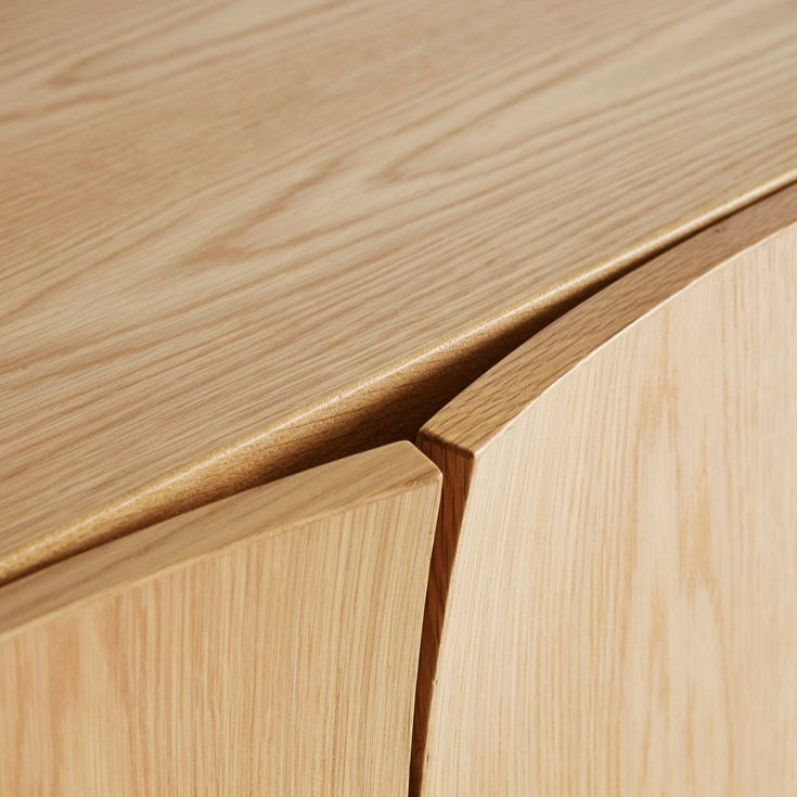 MRS BILL Cabinet natural oak macro view