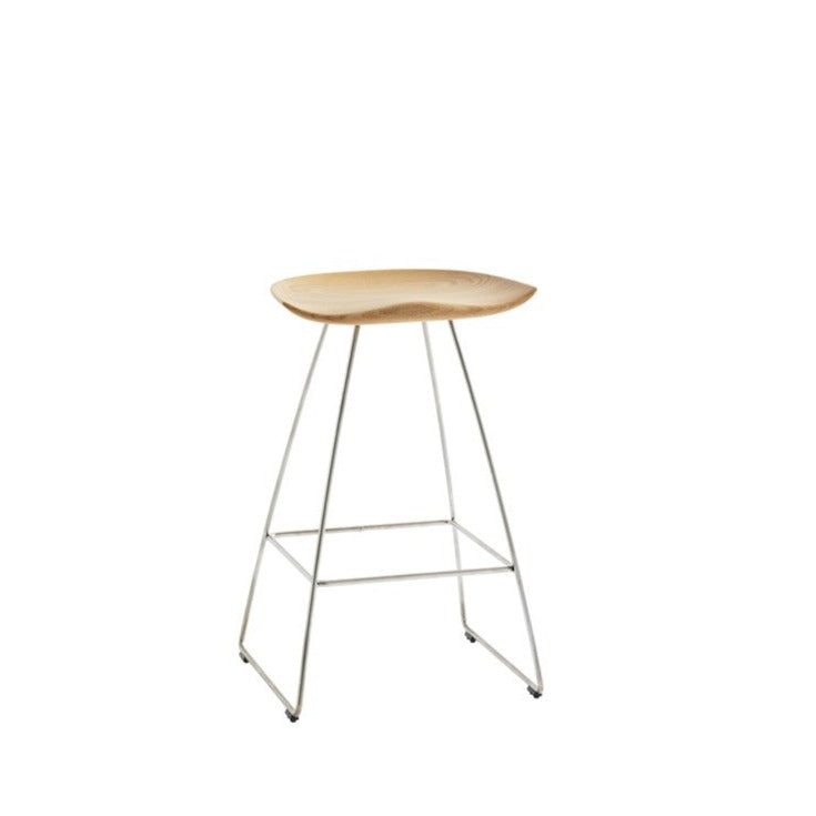 KAZ Stool 65 natural oak, front view