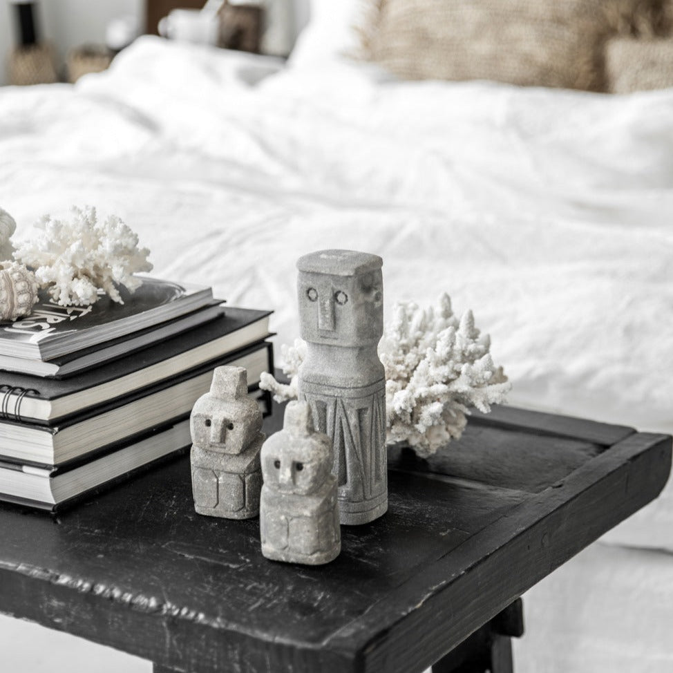 THE SUMBA STONE Statue #04 side interior view