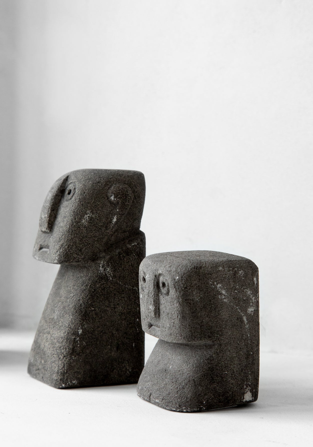 THE SUMBA STONE Statue #25 side view