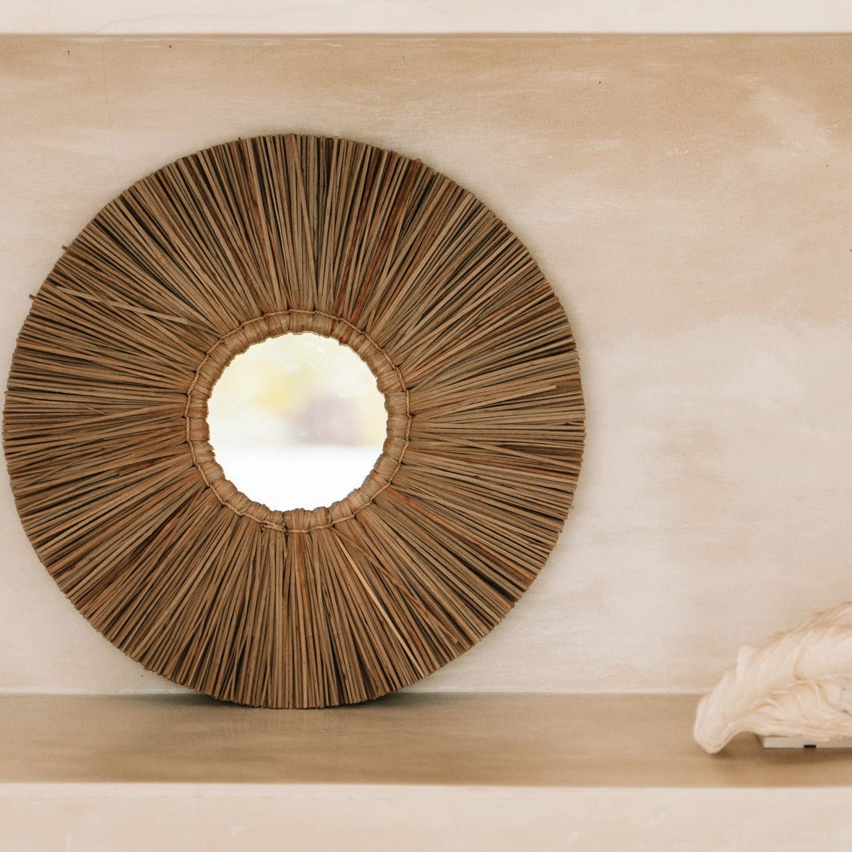 THE ALANG ALANG Mirror Natural outdoor view