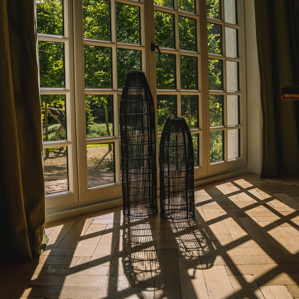 THE FISH TRAP Pendant Black INTERIOR VIEW