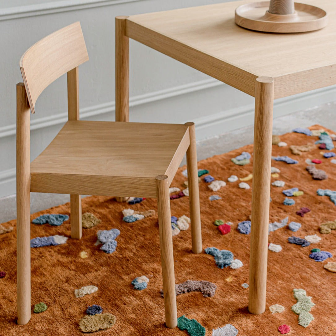 CITIZEN Dining Chair-natural oak-square backrest-interior view