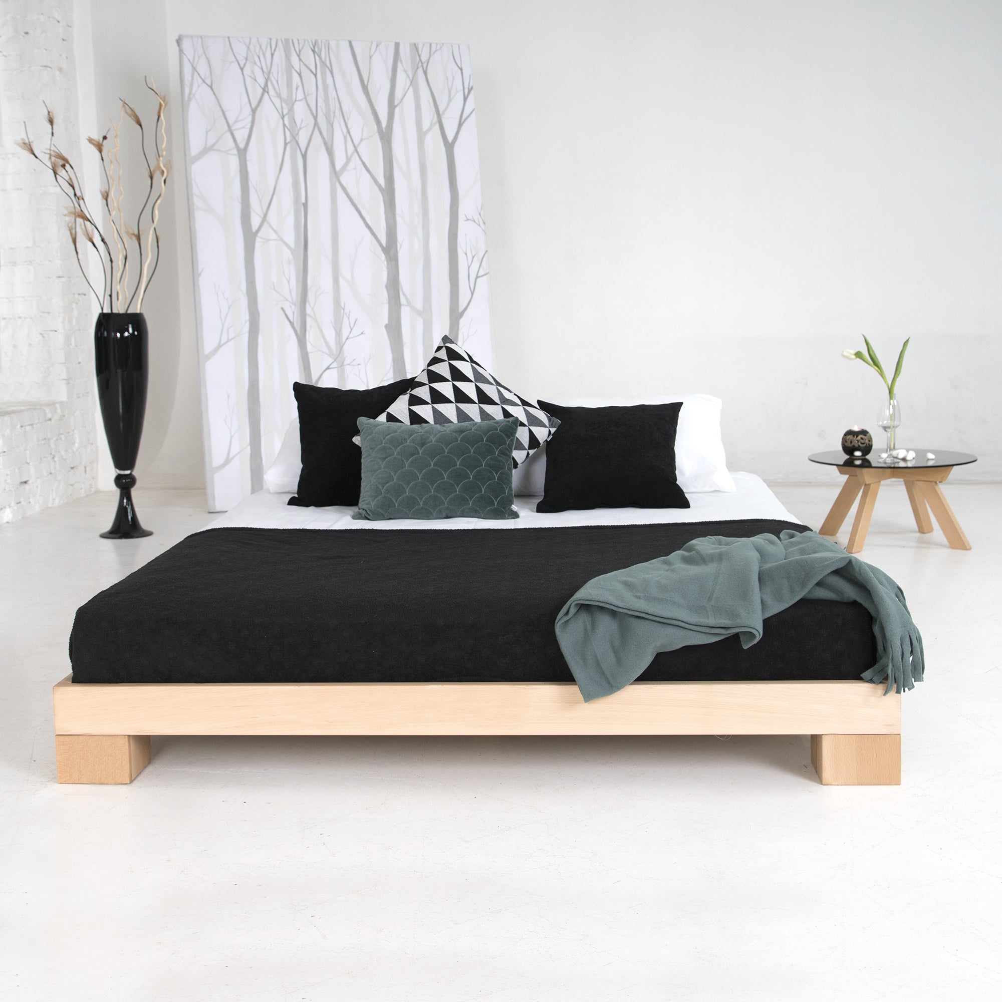 CUBE Double Bed, Beech Wood-interior view