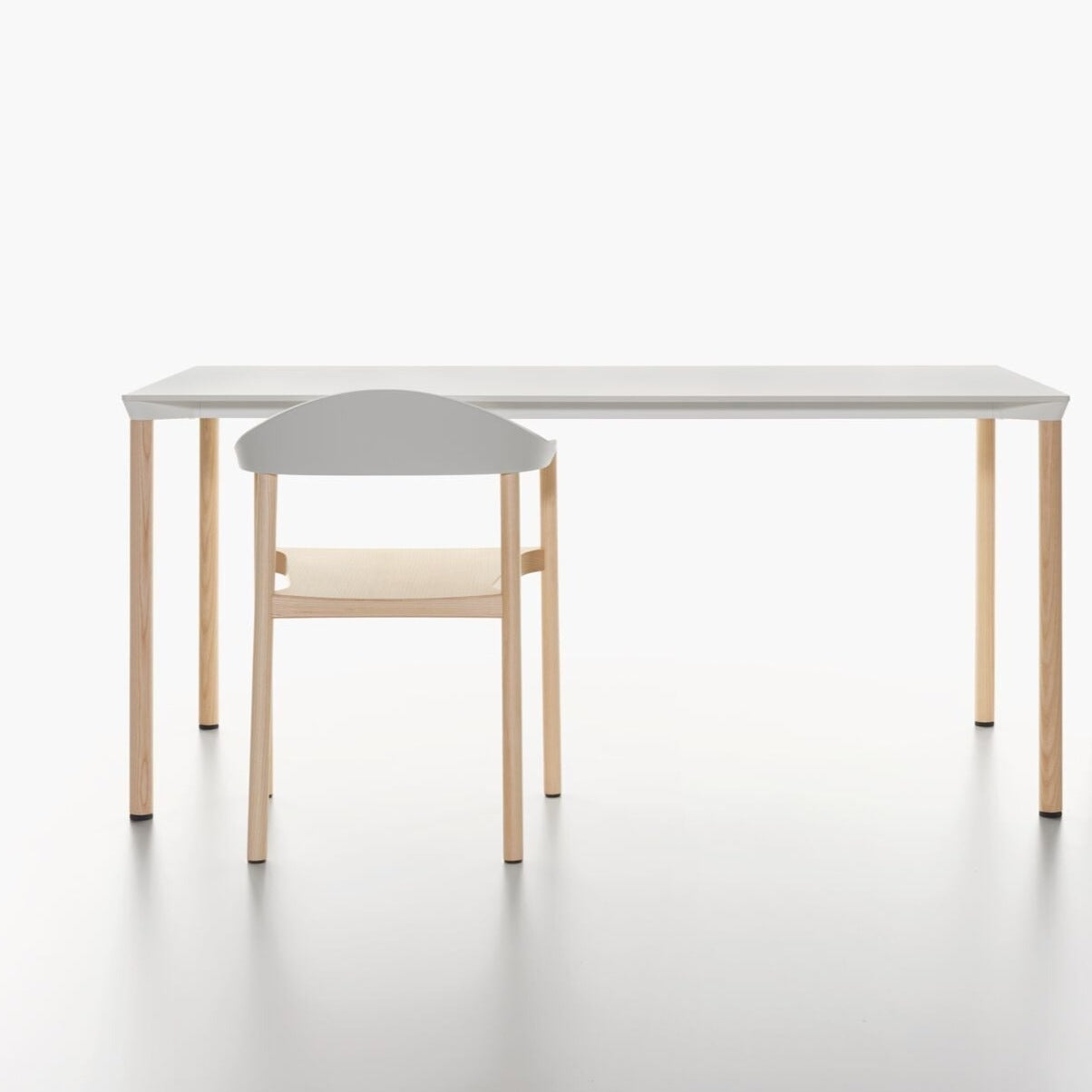 MONZO Chair Ash Natural Frame Colour White Top With Table