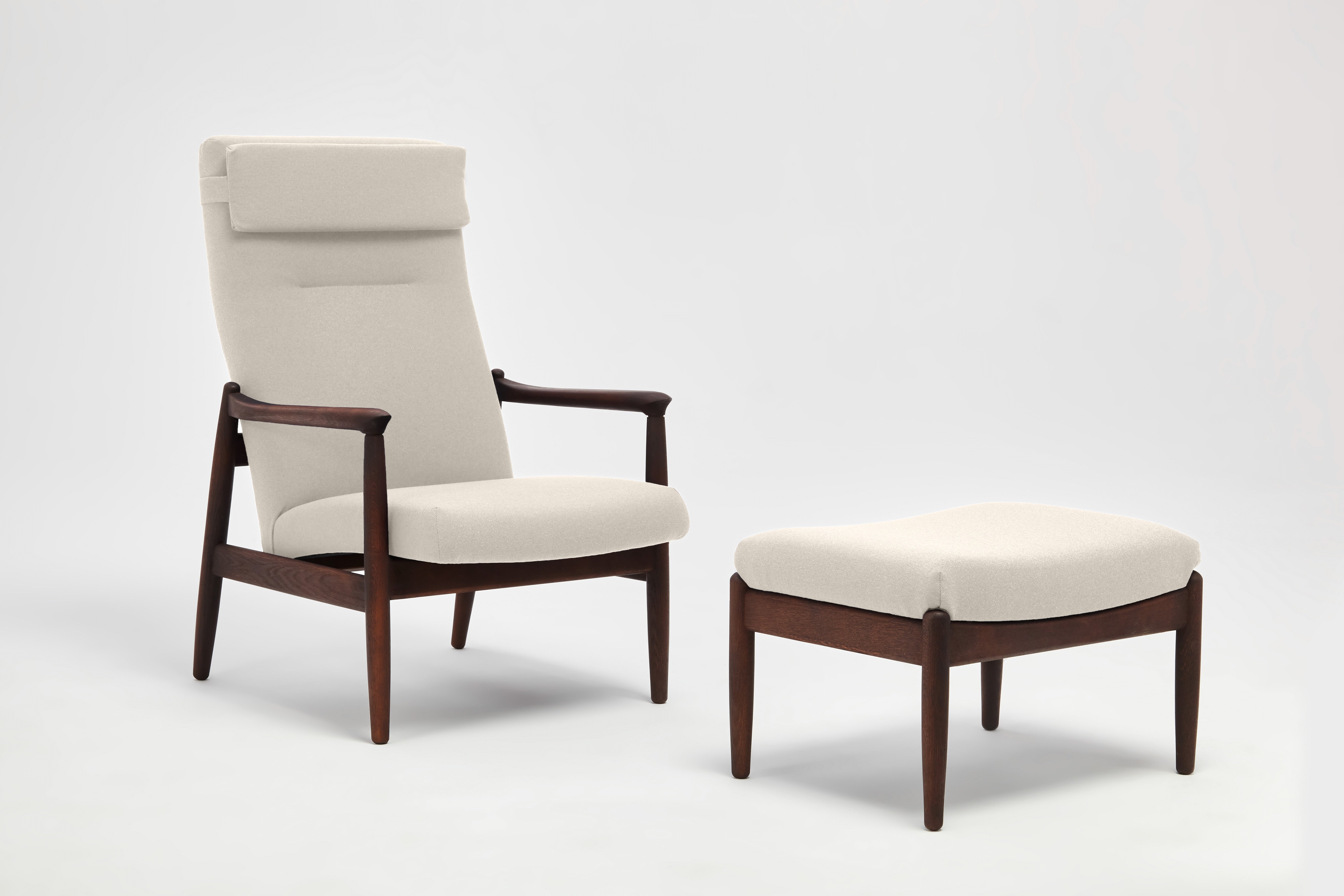 H64 Fauteuil à Dossier Haut Avec Repose-pieds