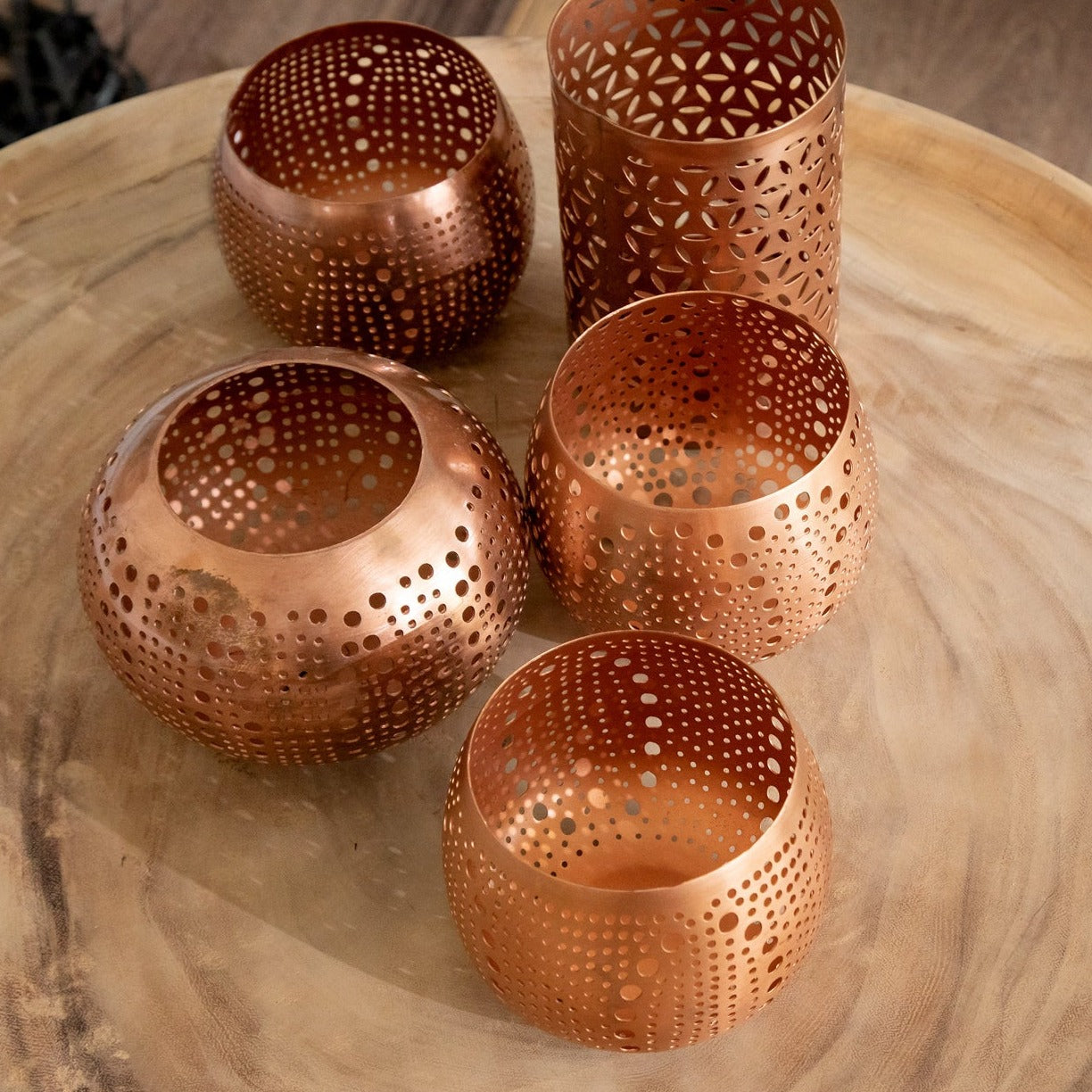 THE TRIANGLE BALL Candle Holder set