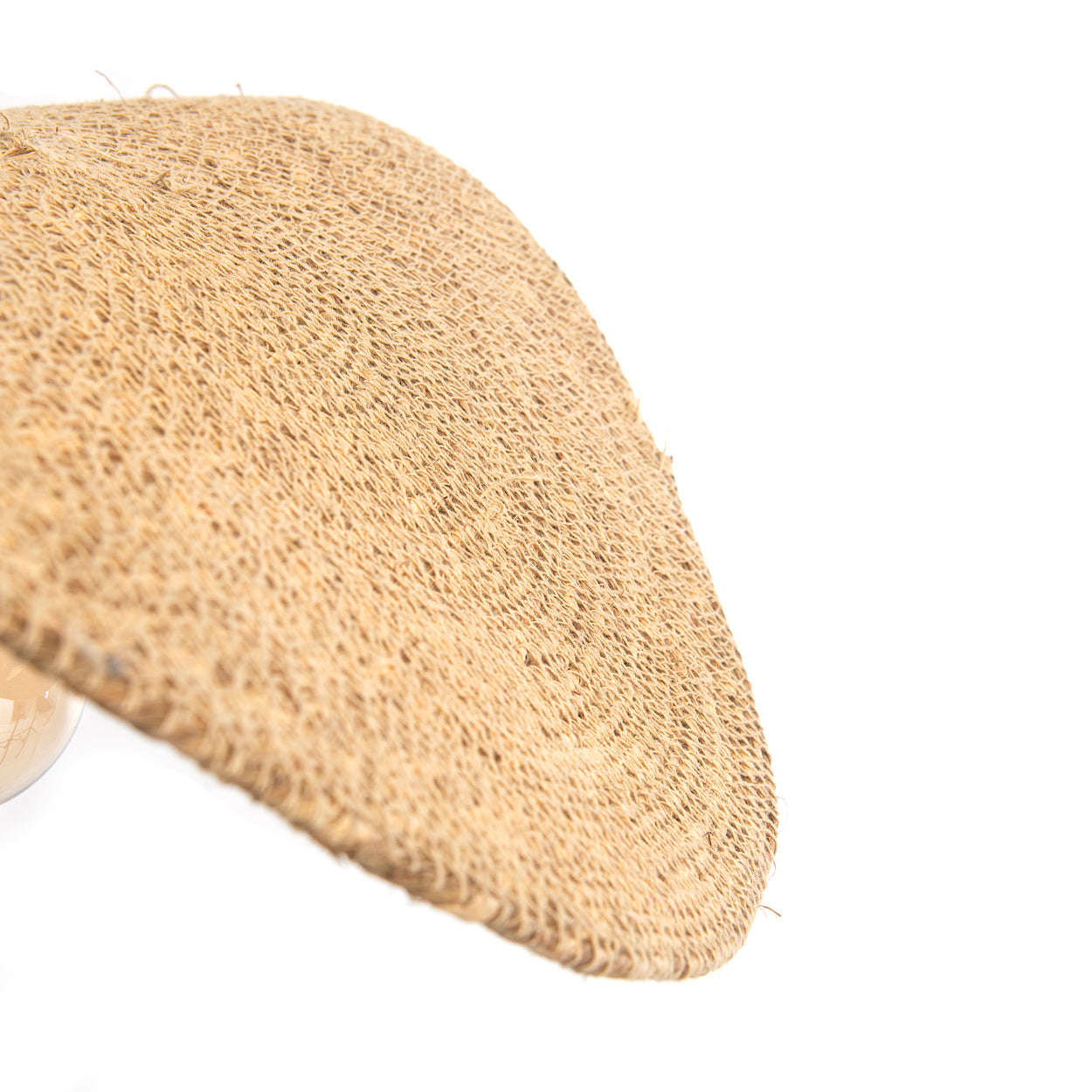 THE LOVALOVA Pendant Natural side macro view