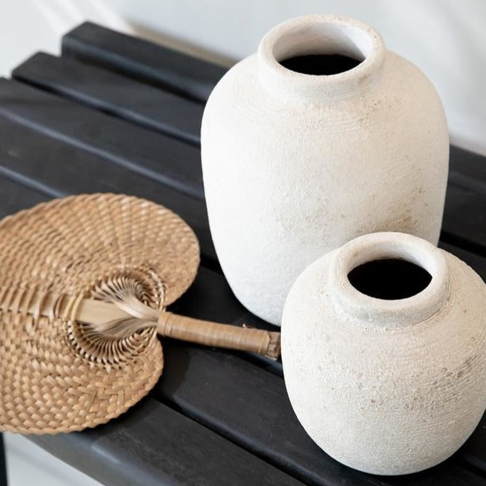 THE PEAKY Vase two white