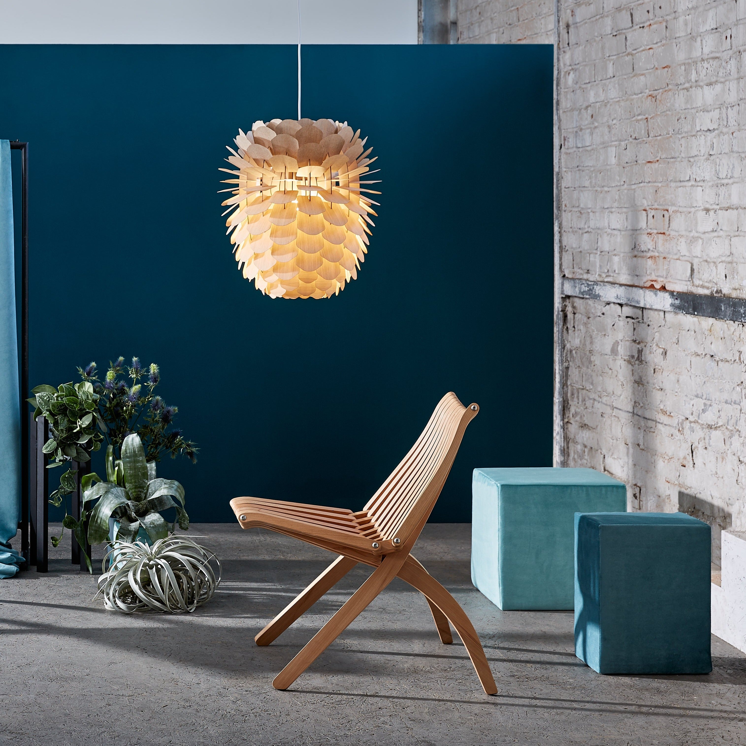 LOTOS Chair side view interior view beech wood