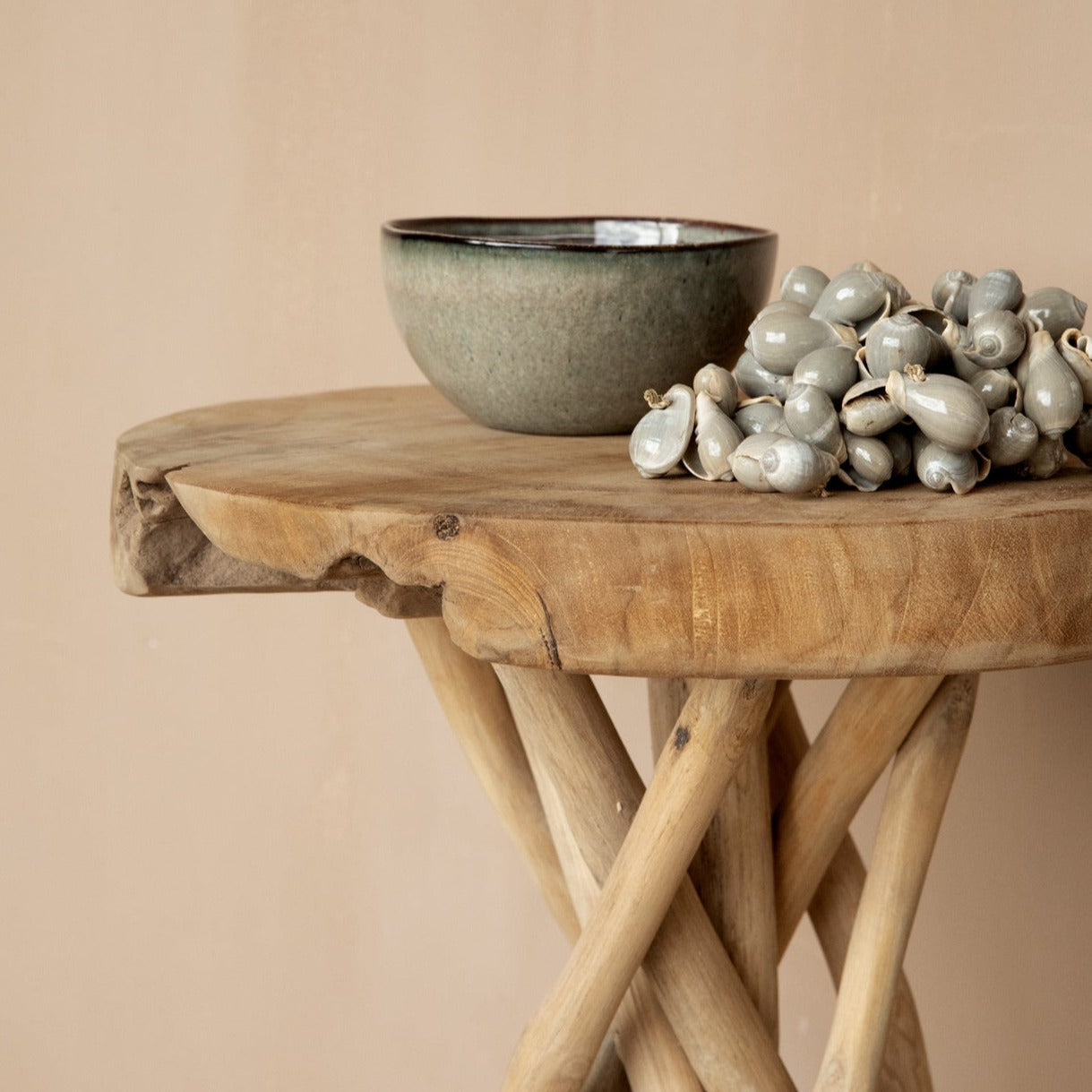 THE COMPORTA Cereal Plate Set of 6 interior view on the table