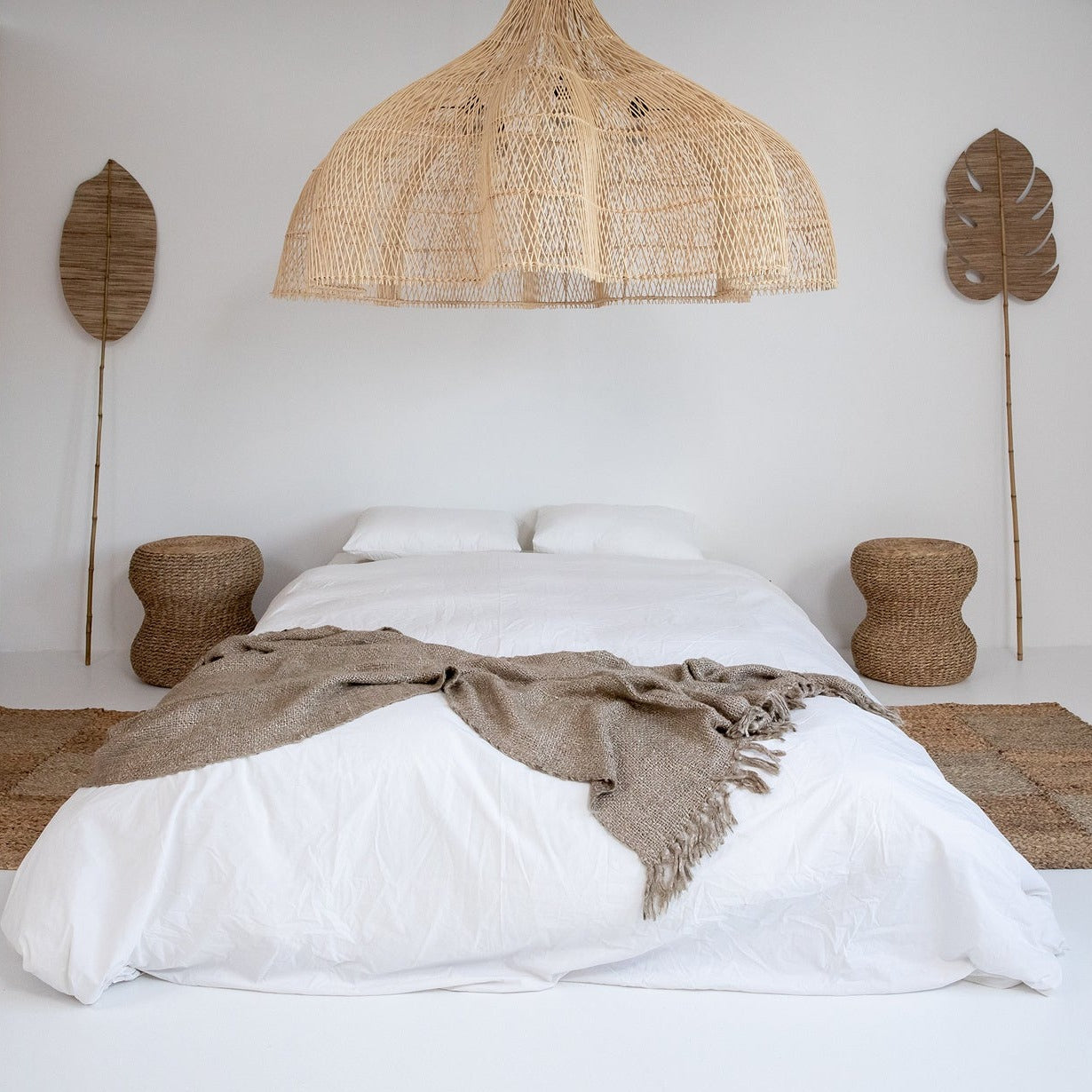 THE SEAGRASS Stool Natural interior view