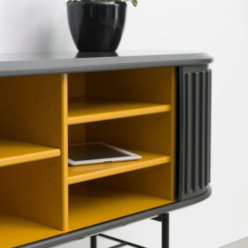 A'DAMMER Cabinet Twist