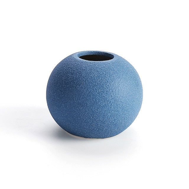 Vases à fleurs en céramique artisanale