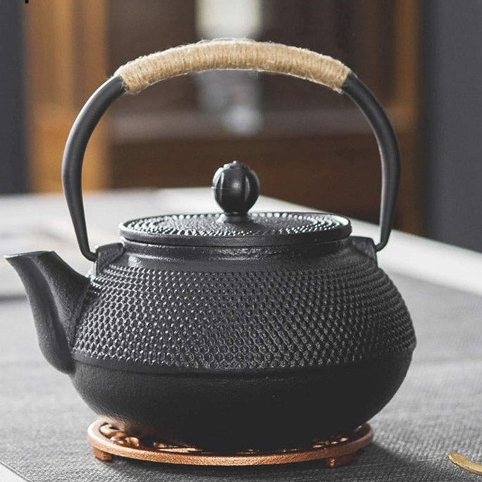Théière en fonte japonaise avec infuseur en acier inoxydable