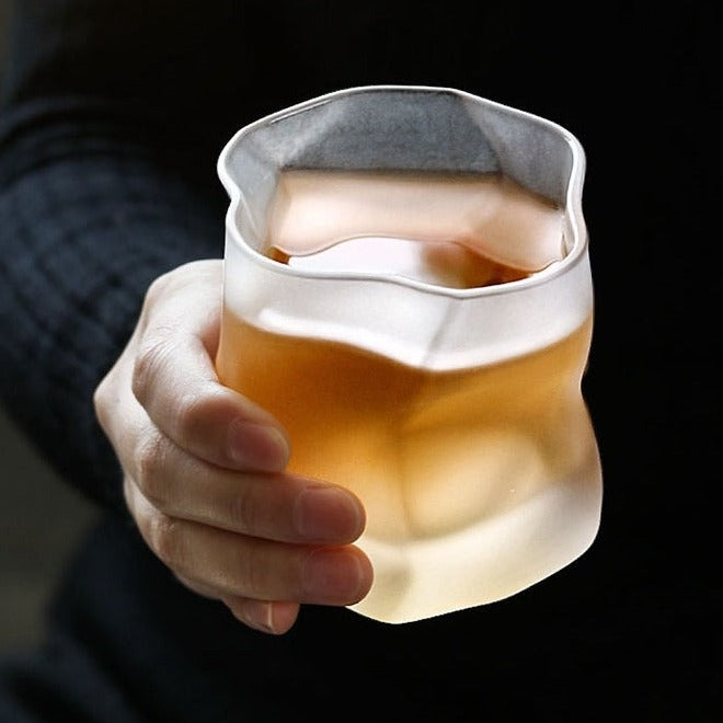 Verres à whisky japonais de forme irrégulière