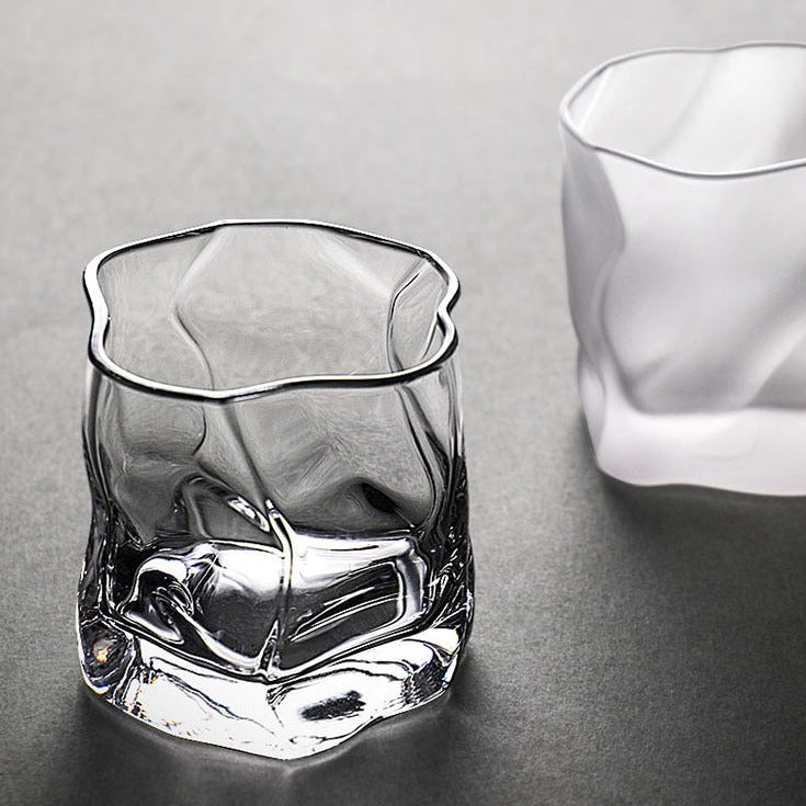 Verres à whisky japonais de forme irrégulière