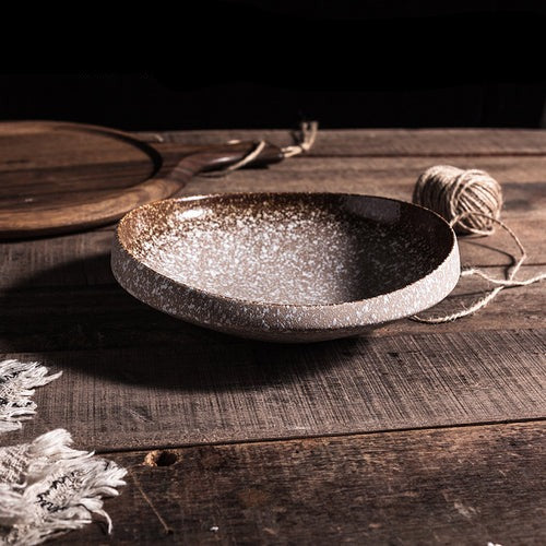 Assiette en céramique de forme spéciale texturée de haute qualité