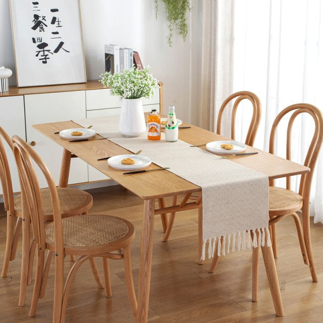 Chemin de table en lin de style nordique fait à la main