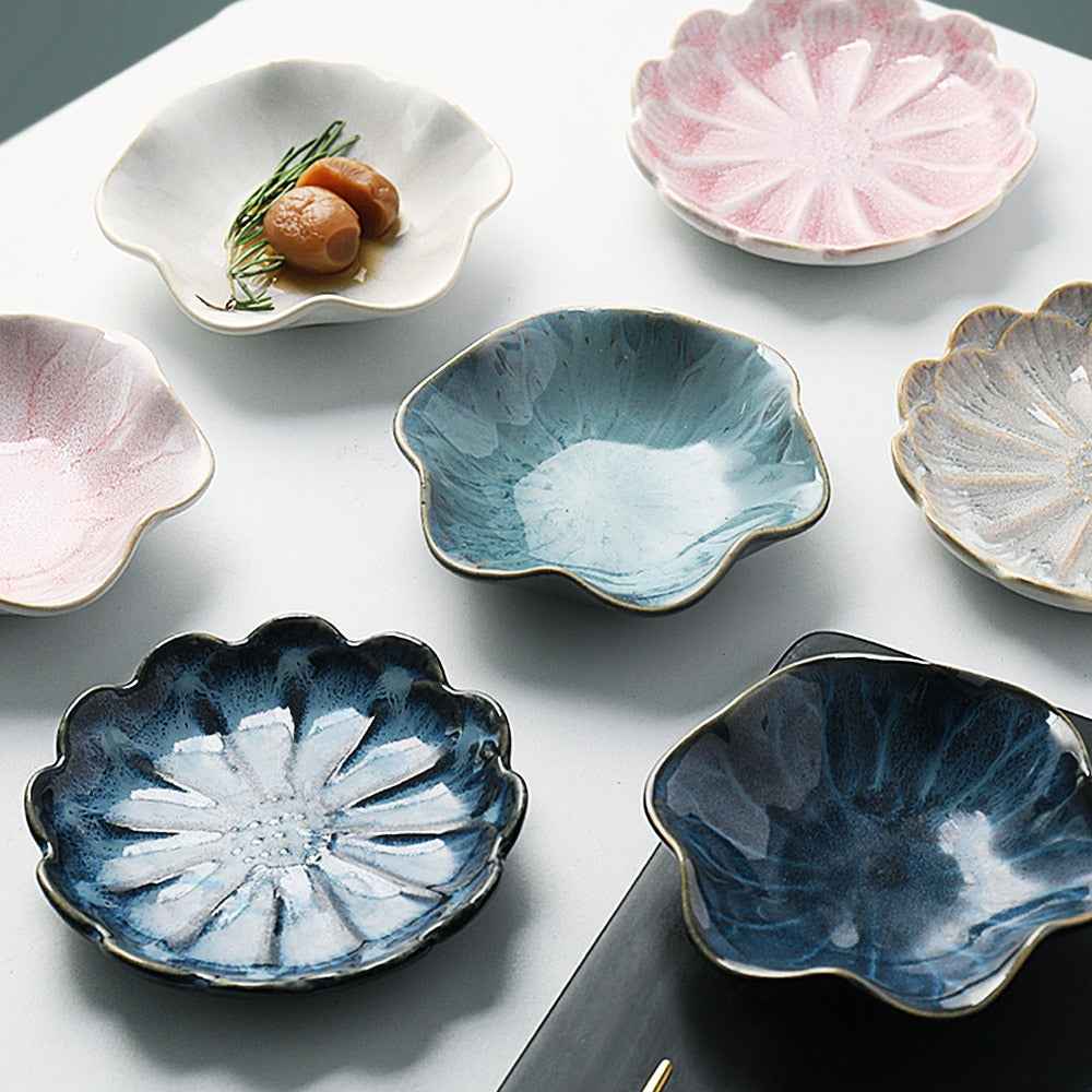 Assiette en céramique en forme de fleur