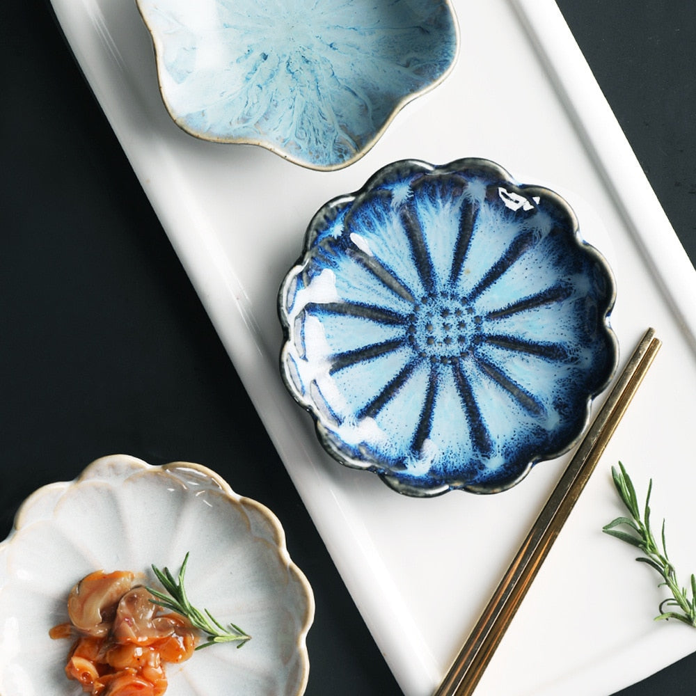 Assiette en céramique en forme de fleur