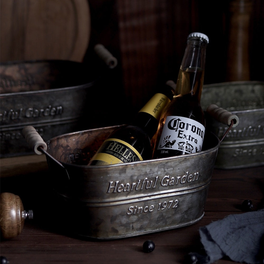 Panier de rangement vintage en métal