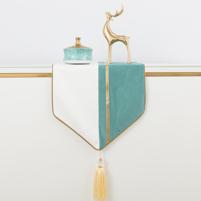 Chemin de table de luxe moderne et léger