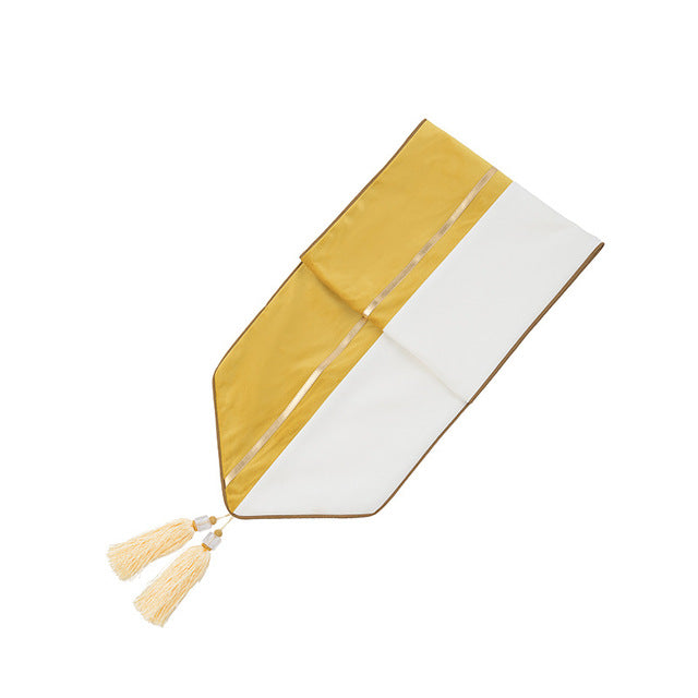 Chemin de table de luxe moderne et léger