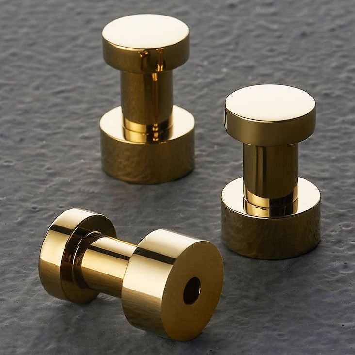 Cintre à vêtements en laiton