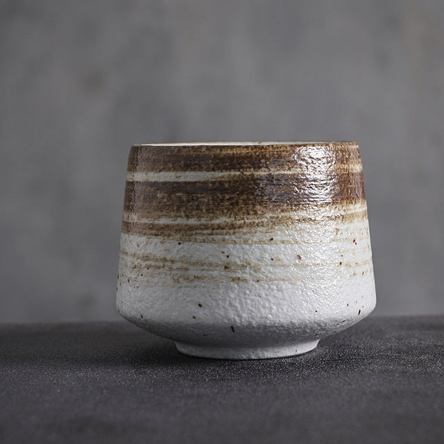 Set de tasses à thé en céramique dans un style japonais simple