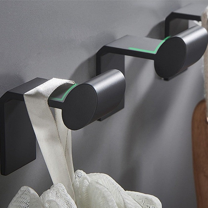 Crochet mural élégant en aluminium