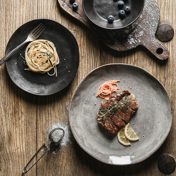 Assiettes plates en céramique japonaise