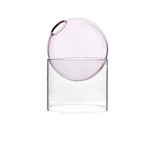 Vases ronds colorés en style nordique