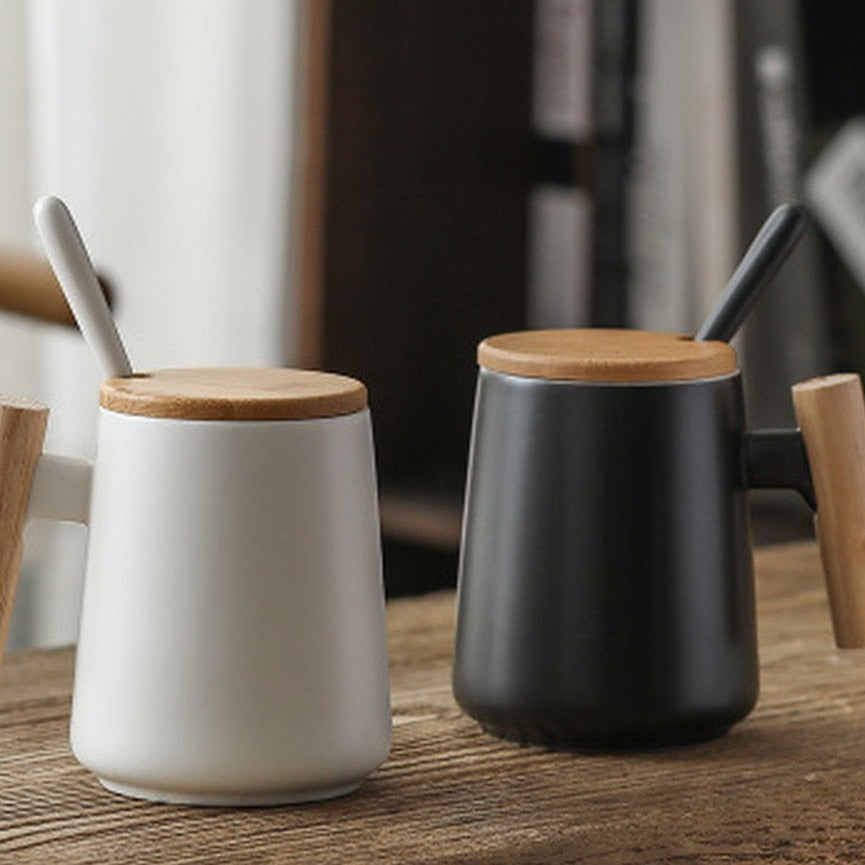 Tasse à café en céramique de style nordique avec poignée en bois