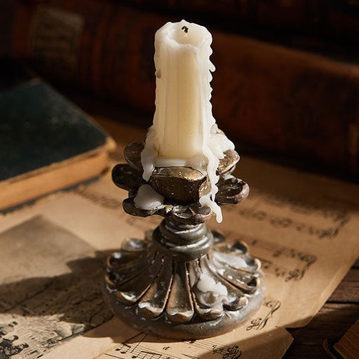 Antique Exquisite Sculpture Bougeoirs