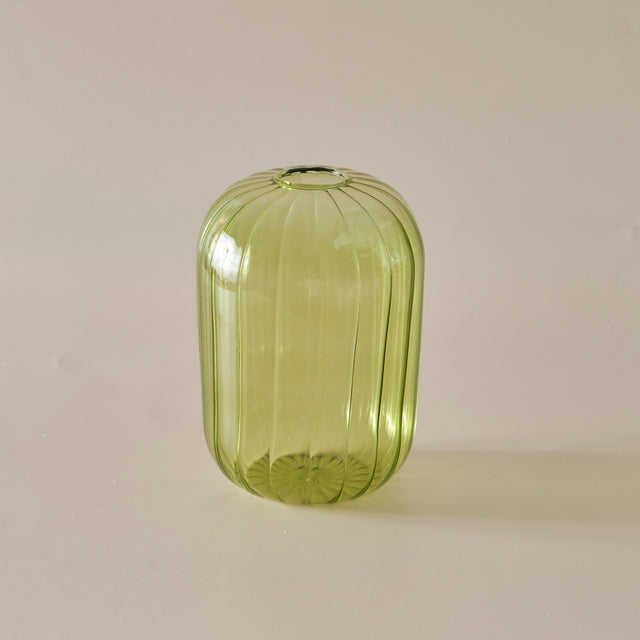 Vases de couleur à motif strié