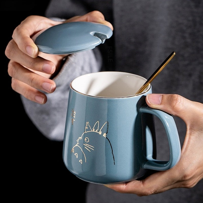 Tasse à café en céramique peinte en or de luxe léger