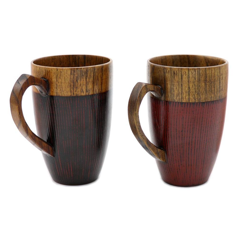 Tasse en bois naturel faite à la main