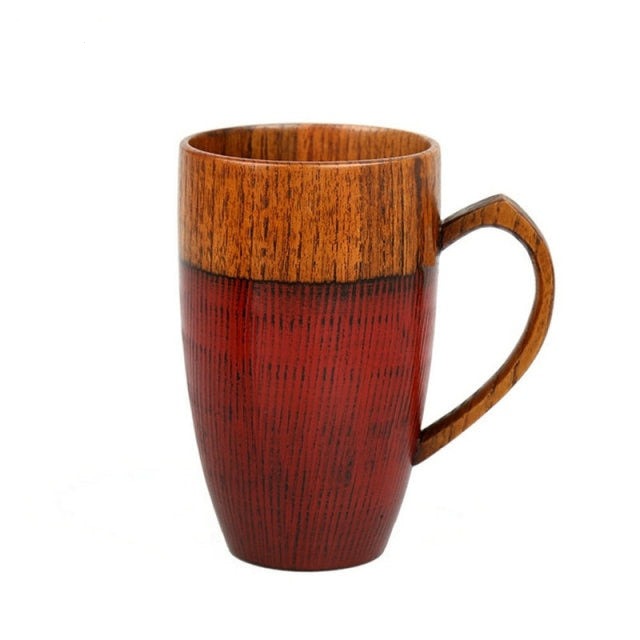 Tasse en bois naturel faite à la main