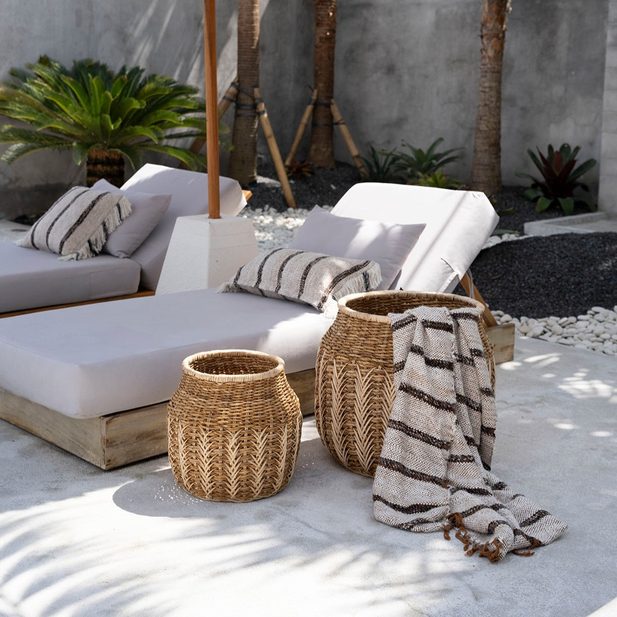 THE LUZIRU Basket - Natural Outdoor