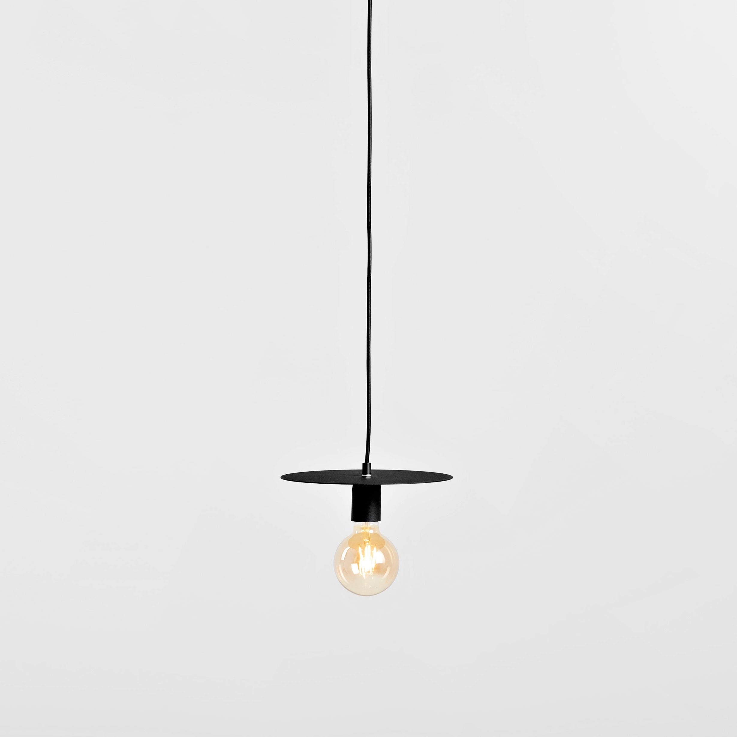 SKIVAS Hanging Lamp Black Medium