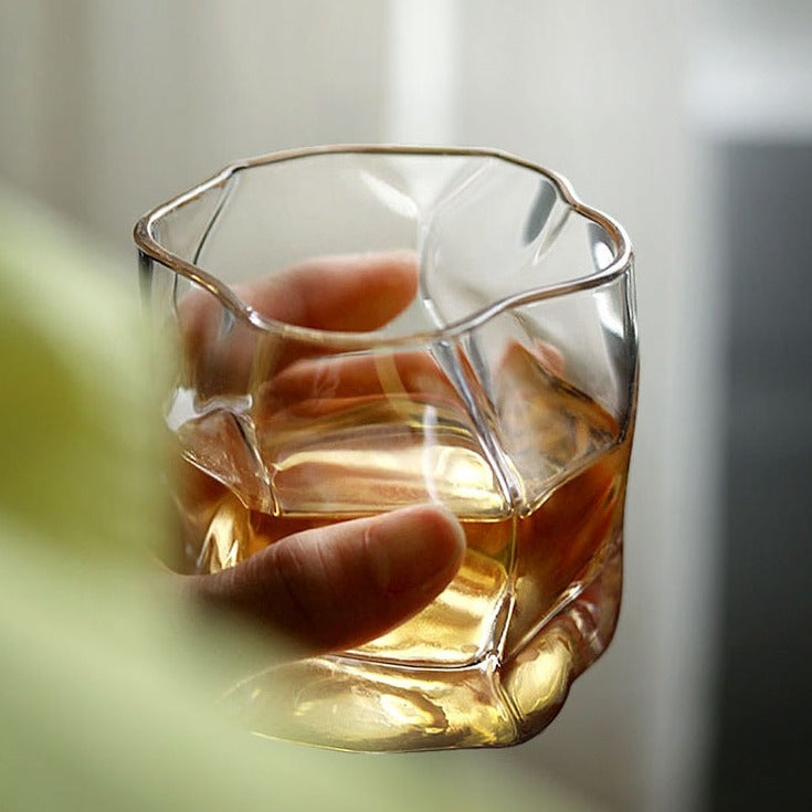 Verres à whisky japonais de forme irrégulière