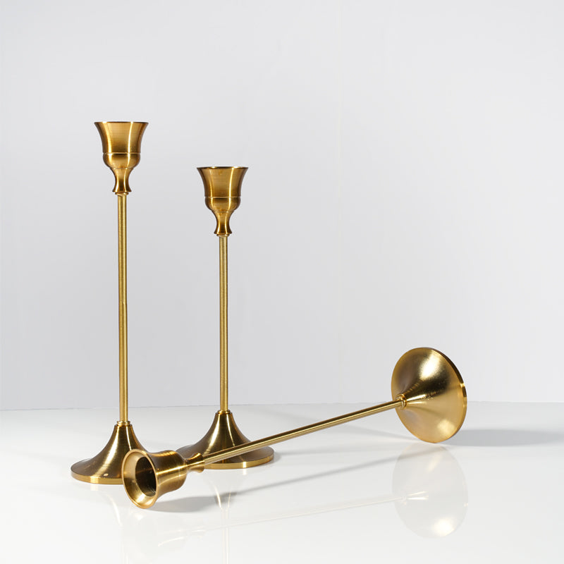Set de trois chandeliers rétro en bronze