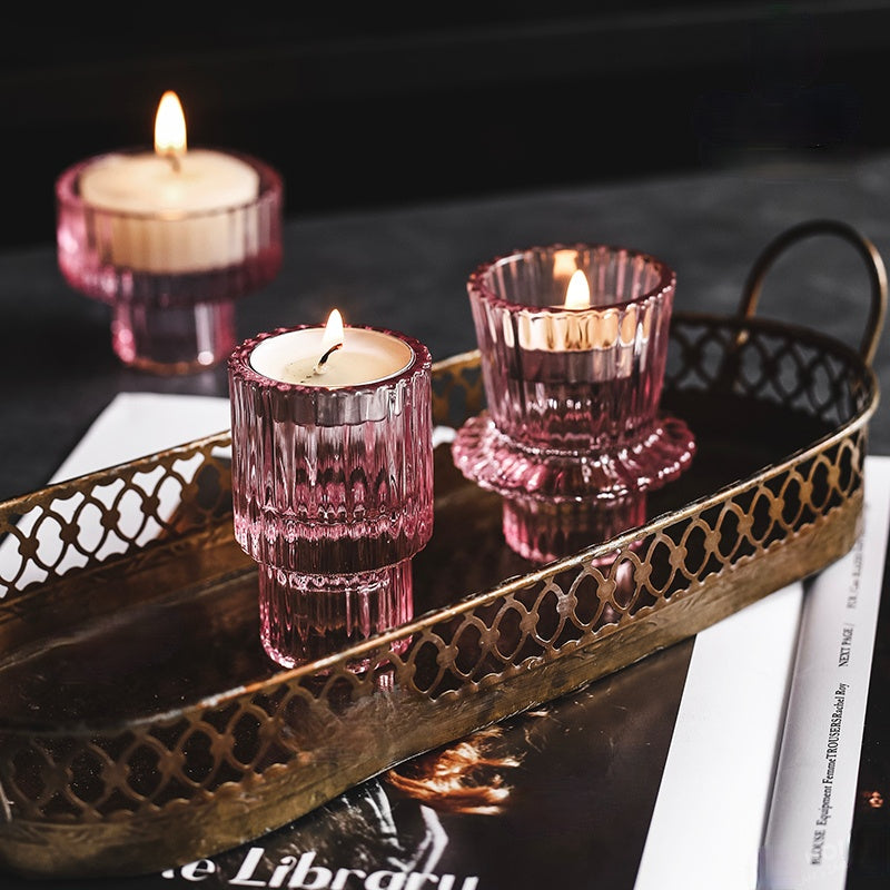 Petit bougeoir moderne en verre rose